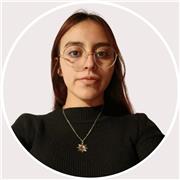 Soy una profesora de inglés que apuesta por un enfoque dinámico y constructivista, fomento el pensamiento crítico y la autonomía